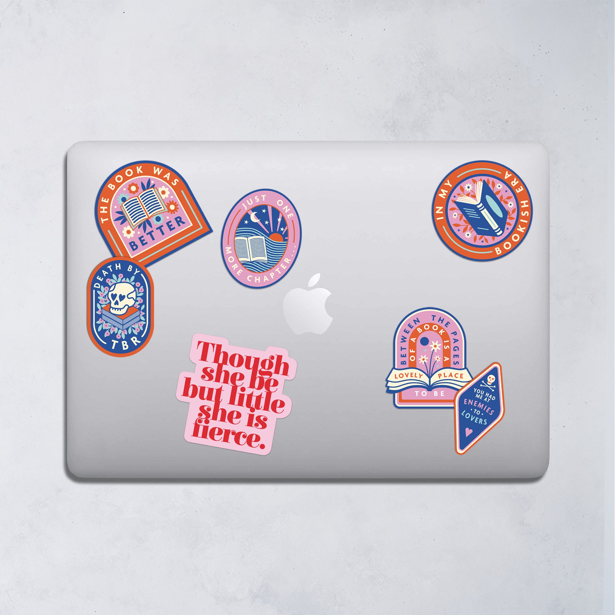 In my bookish era. Large die cut vinyl sticker. Bookish stationery for your laptop, phone, e-reader, notebook. Perfect gift for book lovers, bookworms, readers, bibliophiles. Booktok. Bookstagram. Bookishly. UK.